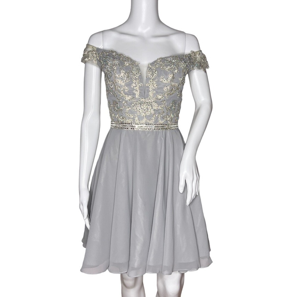 Val Stefani Dress Women 2 Silver Shimmer Beading Off Shoulder Formal Home Coming